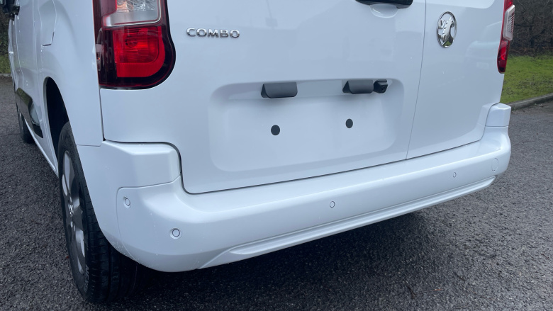 Vauxhall Combo Cargo Combo Diesel 1.5 Turbo D 100ps Pro H1 Van